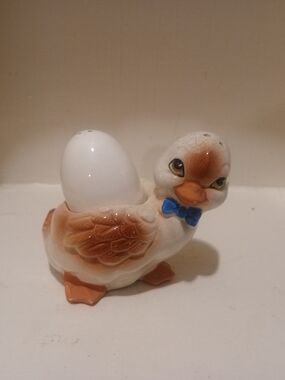 Vintage Duck Salt & Pepper Set/Egg Cup